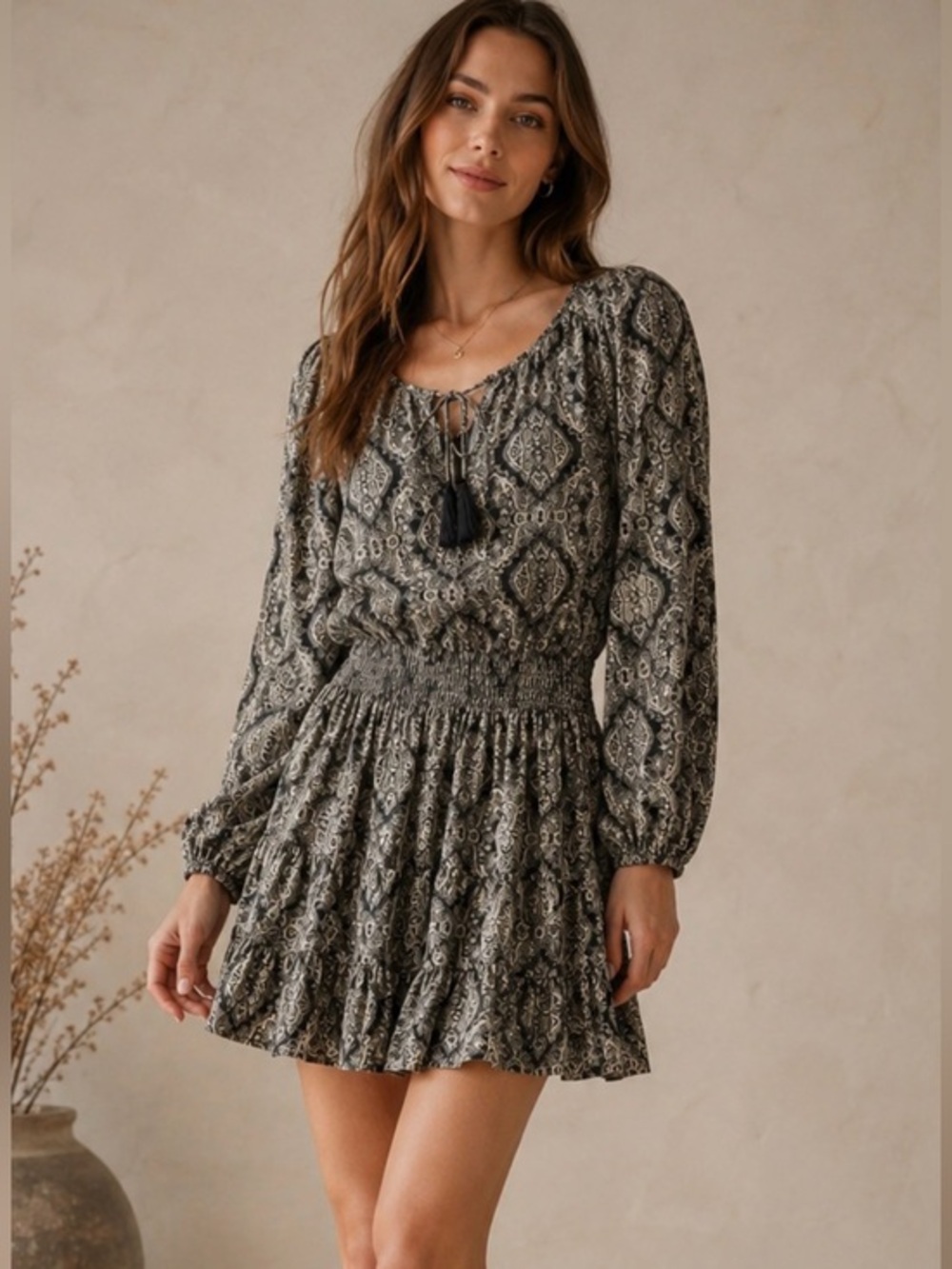 Joie Black Cream 100% Silk Medallion Long Sleeve Smocked Dress Boho EUC XS #1389